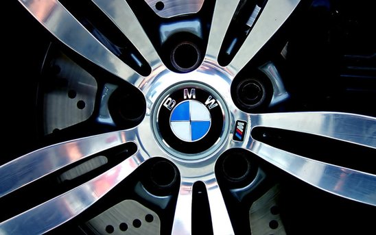 7-ci seriya BMW-nin təqdimat mərasimi keçirildi