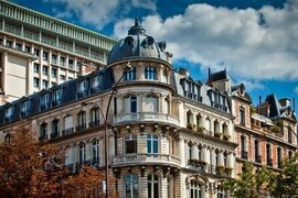 Parisdə evlərin qiyməti rekord həddə çatıb