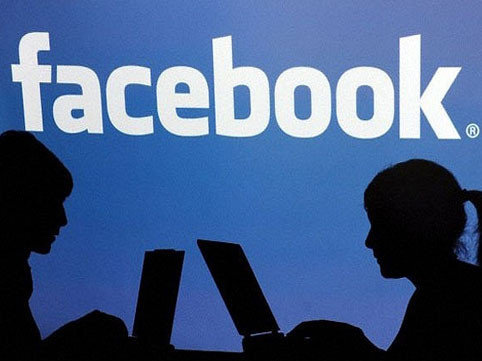 "Facebook" intiharların qarşısını alacaq