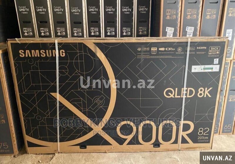 Samsung q900r 82 Class 8k uhd Smart