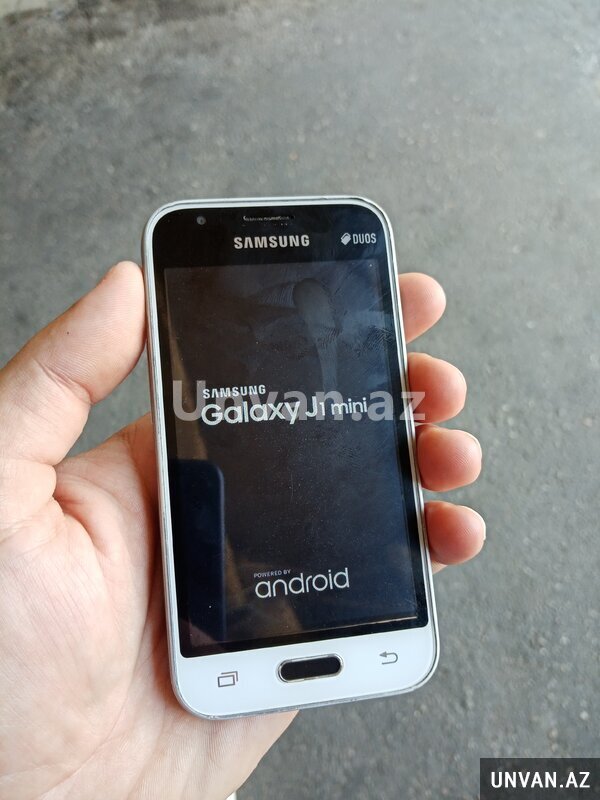Samsung Galaxy j1 mini telefon