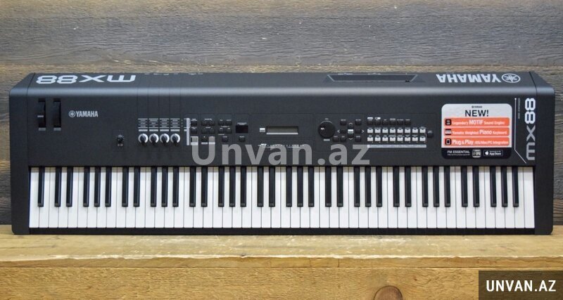 Yamaha psr-sx700 Digital Workstation 61-Keyboard