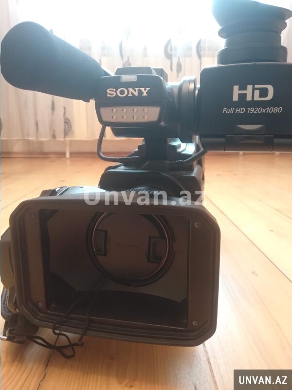 Sony 2500 video kamerasi satılır