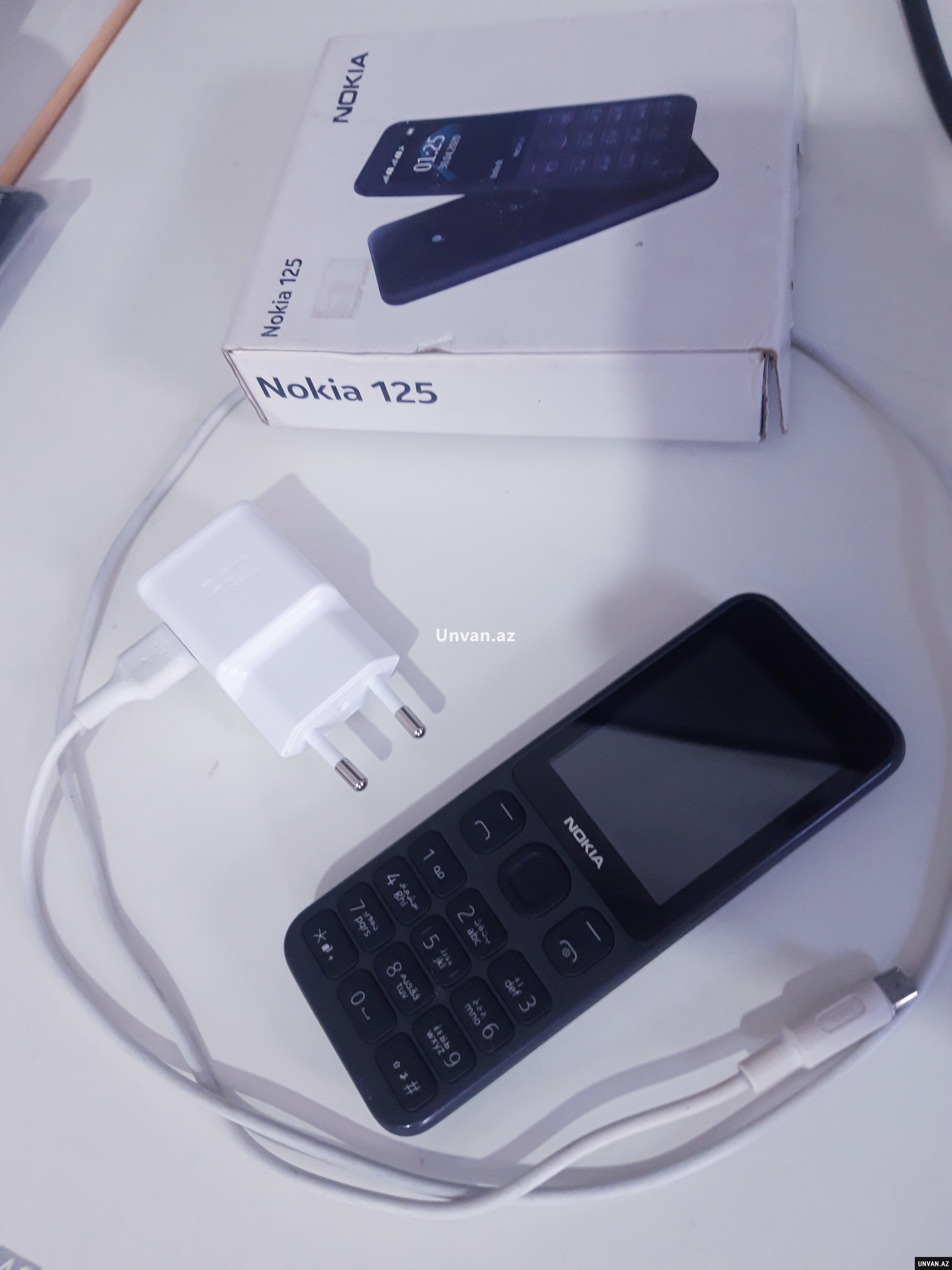 Nokia 125 telefon