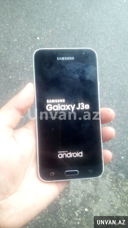 Samsung Galaxy j3 2016 telefon