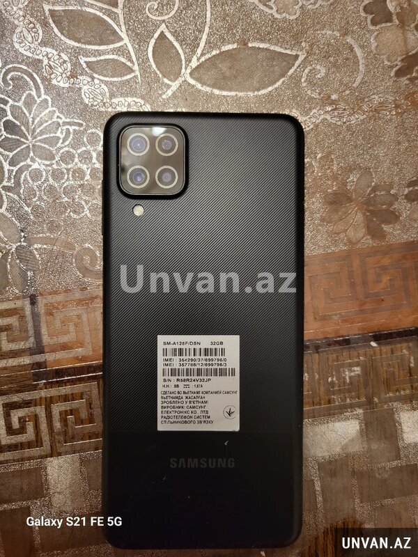 Samsung Galaxy A 12 telefon