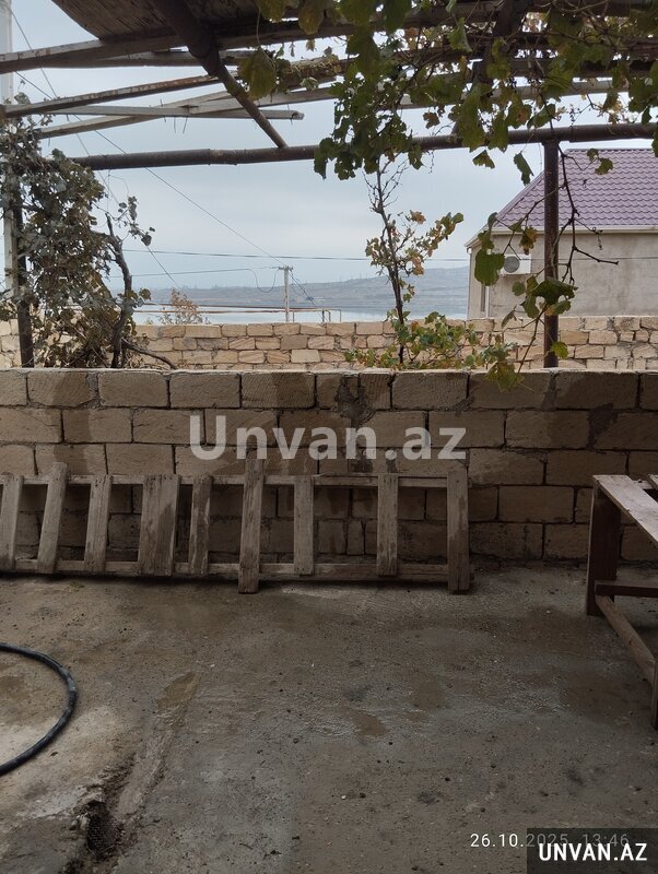 Lokbatan qesebesi 1-ci massiv 4 otaq , Qaradağ rayonu Lokbatan qesebesi 1-ci massiv 4 otaq , Qaradağ rayonu