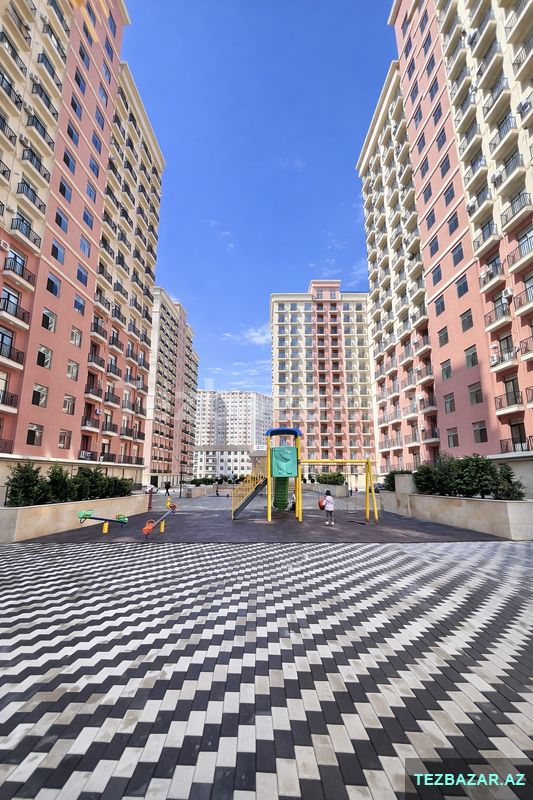 West Town - da 2 otaqlı Kupçalı Təmirli Mənzil Satılır West Town - da 2 otaqlı Kupçalı Təmirli Mənzil Satılır