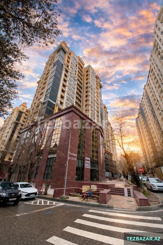 "Triumf Palace"-ın altında Obyekt Satılır "Triumf Palace"-ın altında Obyekt Satılır