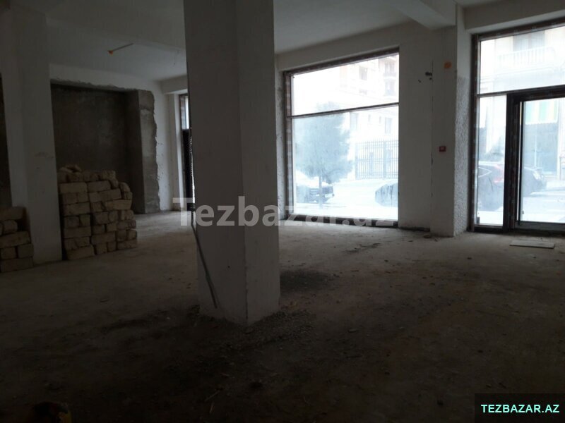 Satılır obyekt 280 m² Satılır obyekt 280 m²