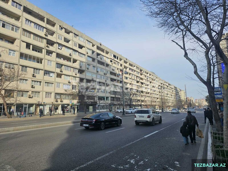 İnşaatçılar metrosu 1 otaq satılır İnşaatçılar metrosu 1 otaq satılır