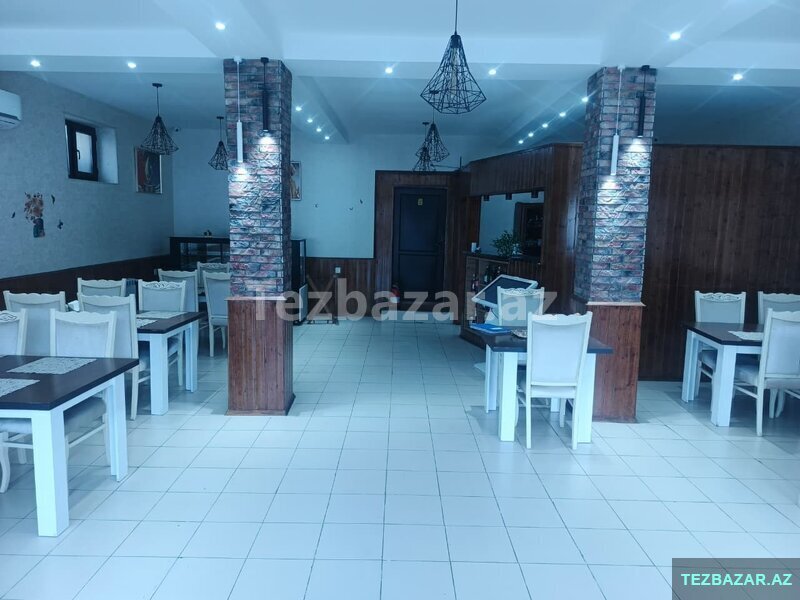 Heyder Eliyev parkinin yani Heyder Eliyev parkinin yani