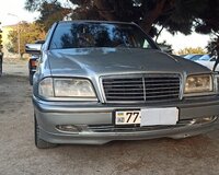 Mercedes 220  1999 il, 220 motor