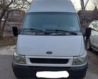 Ford Transit  2002 il, 250 motor