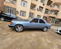 Mercedes 230  1985 год, 2 motor