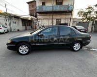 Opel Omega  1994 il, 2 motor