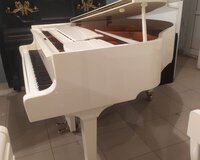 Piano köklenmesi