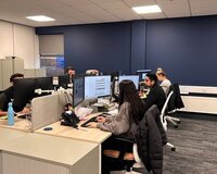 ofis menecer teleb olunur