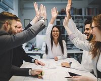 Marketinq meneceri