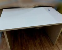 Kanada istehsalı ofis masası