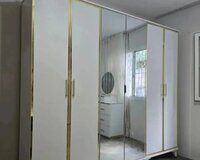 6Qapili dolab