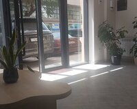Xadimə işi axtarılır
