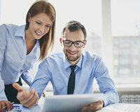 Ofis daxilində təmsilçi axtarılır