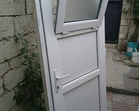 Plasdik qapi