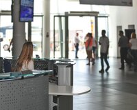Reception xanım tələb olunur