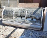 Vitrin soyuducu islekdi