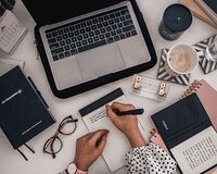 Ofis daxili işlər üzrə menecer