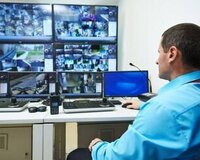 Stomoloji Klinikaya Mühafizəçi tələb olunur Qara Qarayevdə