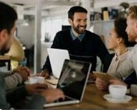 Kadrlarla birgə işləmək ofis daxili iş