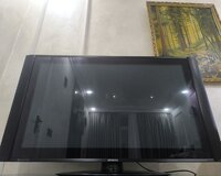 Hitachi 42pd9500ta (42 düym) televizor satılır – əla vəziyyə
