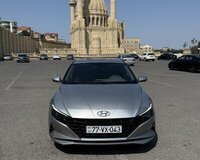 Hyundai Elantra 2022