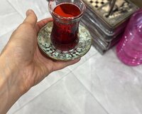 Suvenir armudu stəkan çay