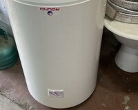 Ariston 80 lt