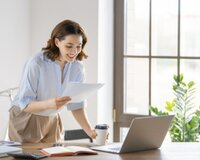 Ofis meneceri tələb olunur
