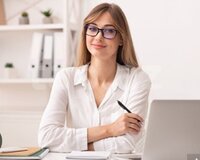 Marketoloq xanım tələb edilir