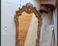 Qedimi guzgu qizili reng