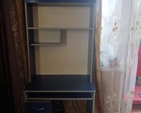 Kompyuter və ya yazı masasi