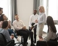 Melumat Menecer teleb olunur