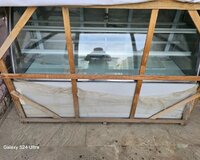 Təzə vitrin soyuducu satilir