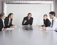 Beynalxalq şirkətə Ofis Menecer teleb olunur