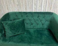 Yaşıl Velvet Divan
