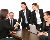 Məlumat meneceri tələb olunur