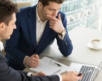 Ofis Meneceri Axtarılır