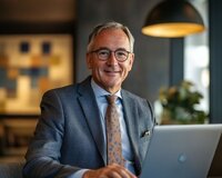 Ofis Meneceri Tələb olunur