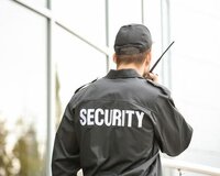 Dərman Deposuna Mühafizəçi tələb olunur