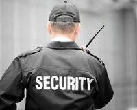 Xirdalanda qida sirketinin anbarina muhafizeci teleb edilir